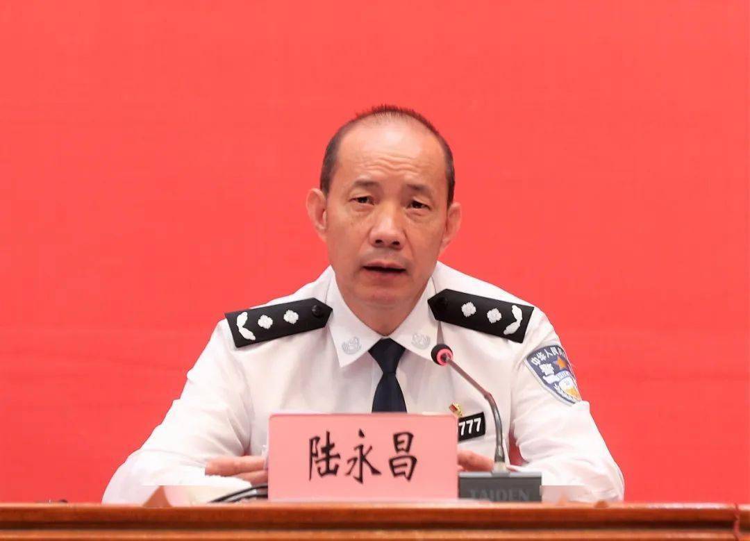 侦党委书记张尧贵发布新闻并回答记者提问)(省委宣传部对外新闻处处长