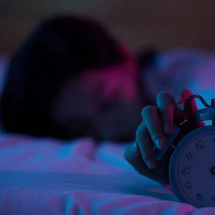 失眠时应该怎么吃?4款助眠药膳来了,秋季别错过!_功效_柏子仁_原料