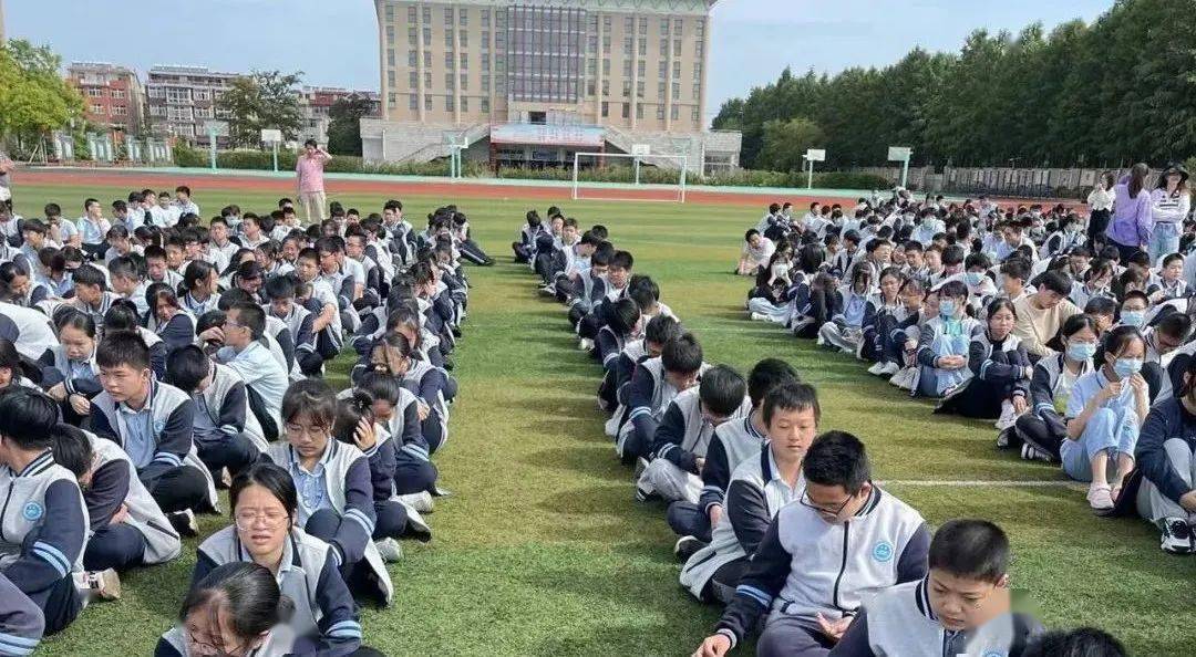 靖江靖城中学图片