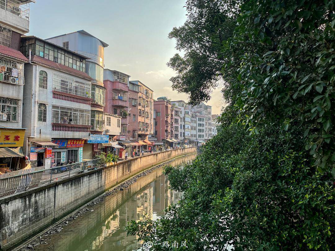 **近和朋友到廣州地鐵3號線大塘站附近打卡創意園,在尋找創意園的過程