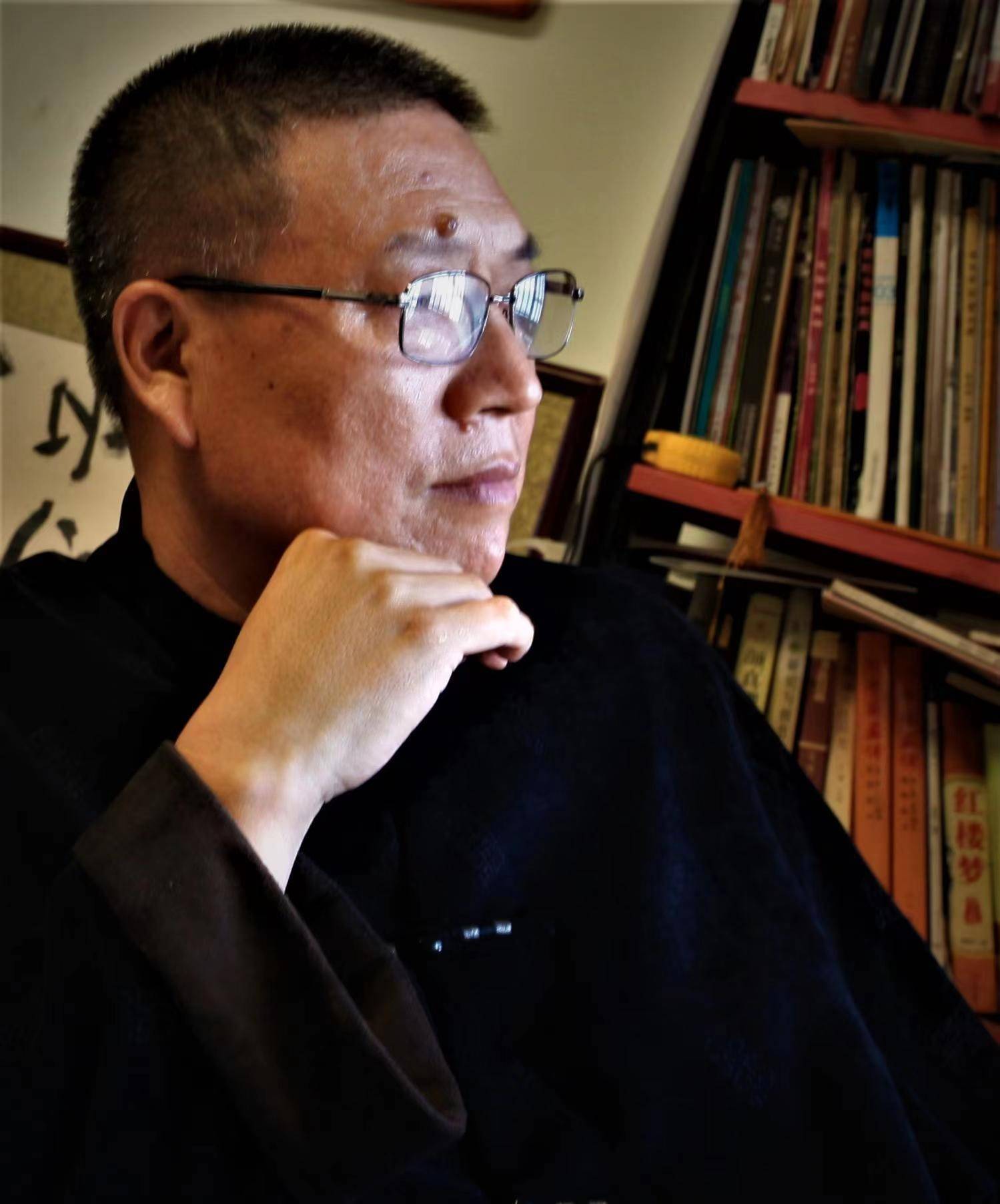 颜骨狂墨金石浓——爱心书法家王胜利书法美学赏析_先生_文化_气象