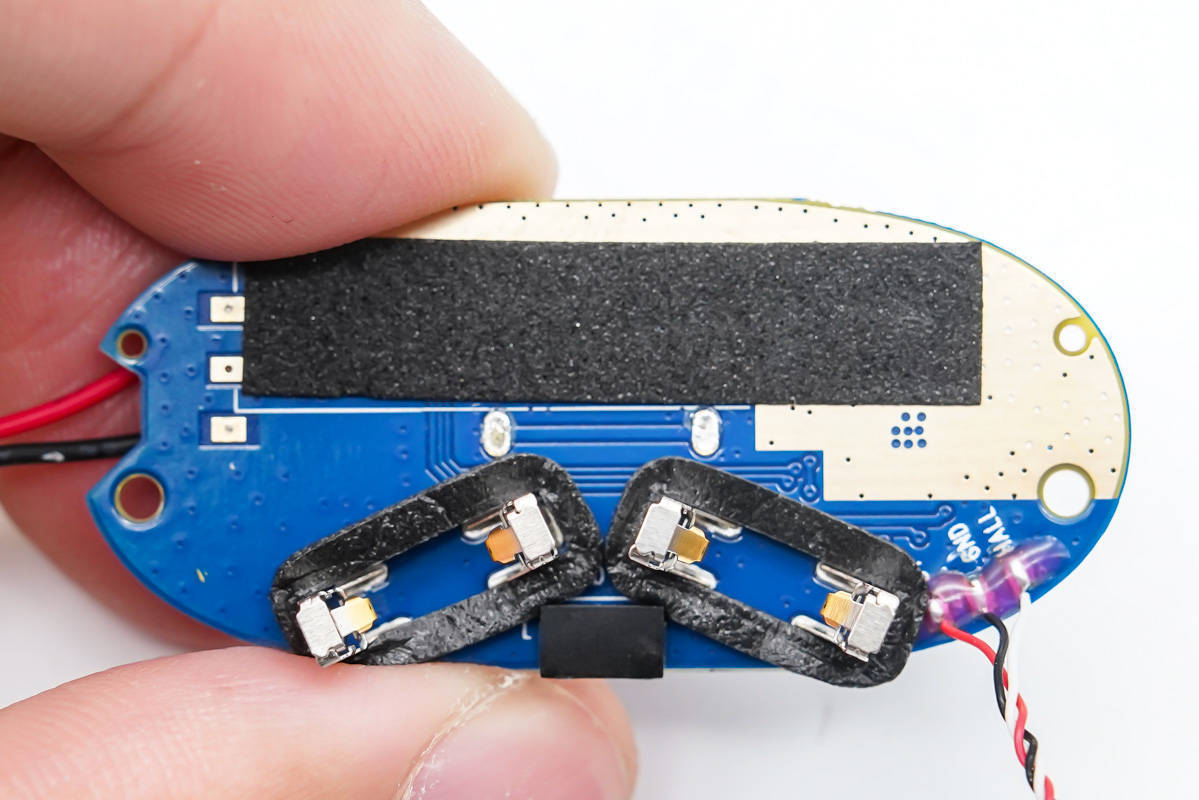 真我buds t100真无线耳机拆解,指尖上的耳机潮玩_充电_realme_产品