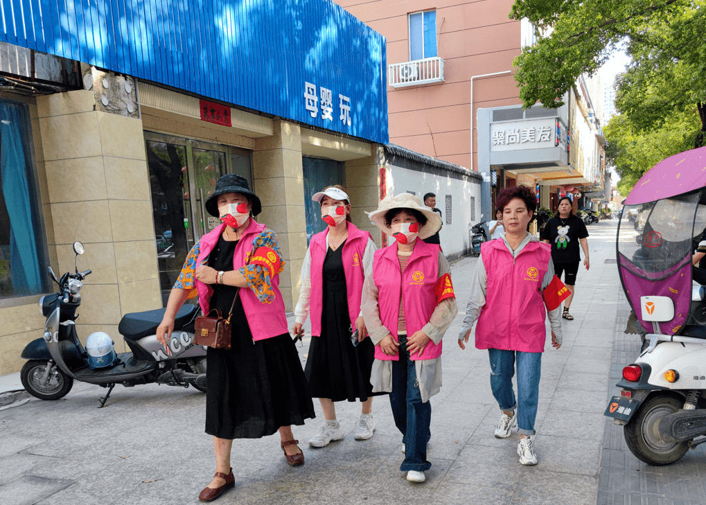 文明创建丨柳市镇巾帼文明巡逻队上路!_金丝河_黄华关_前垟