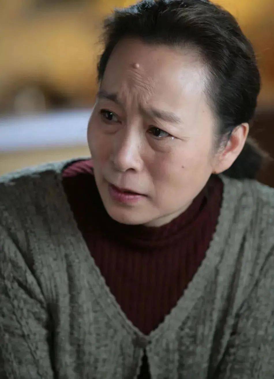 奚美娟:真正厉害的人,从不着急_话剧_舞台_表演