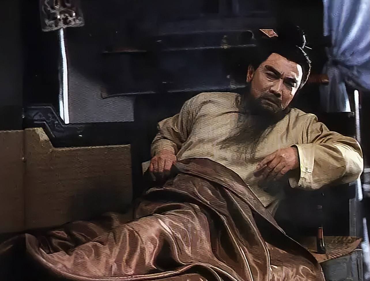 一部戏吃一辈子的8位演员,有人红火至今,有人晚节