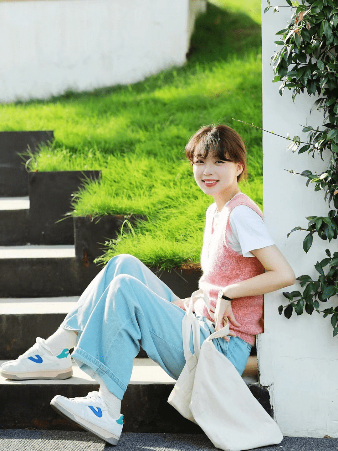 米58素人博主圈粉,4个穿搭思路显高显瘦,小个女孩值得借鉴_珑霖_女生