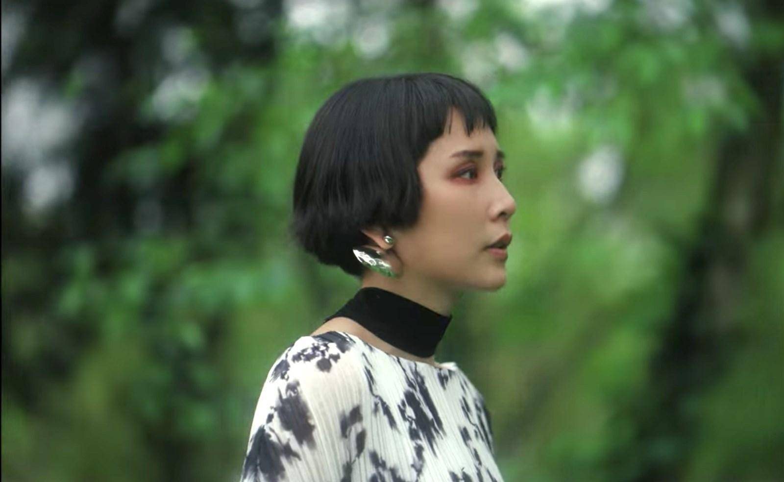 叶颖曝透过《吹眠》找自己!分享奇幻疗愈之旅_创作_白袍_歌曲