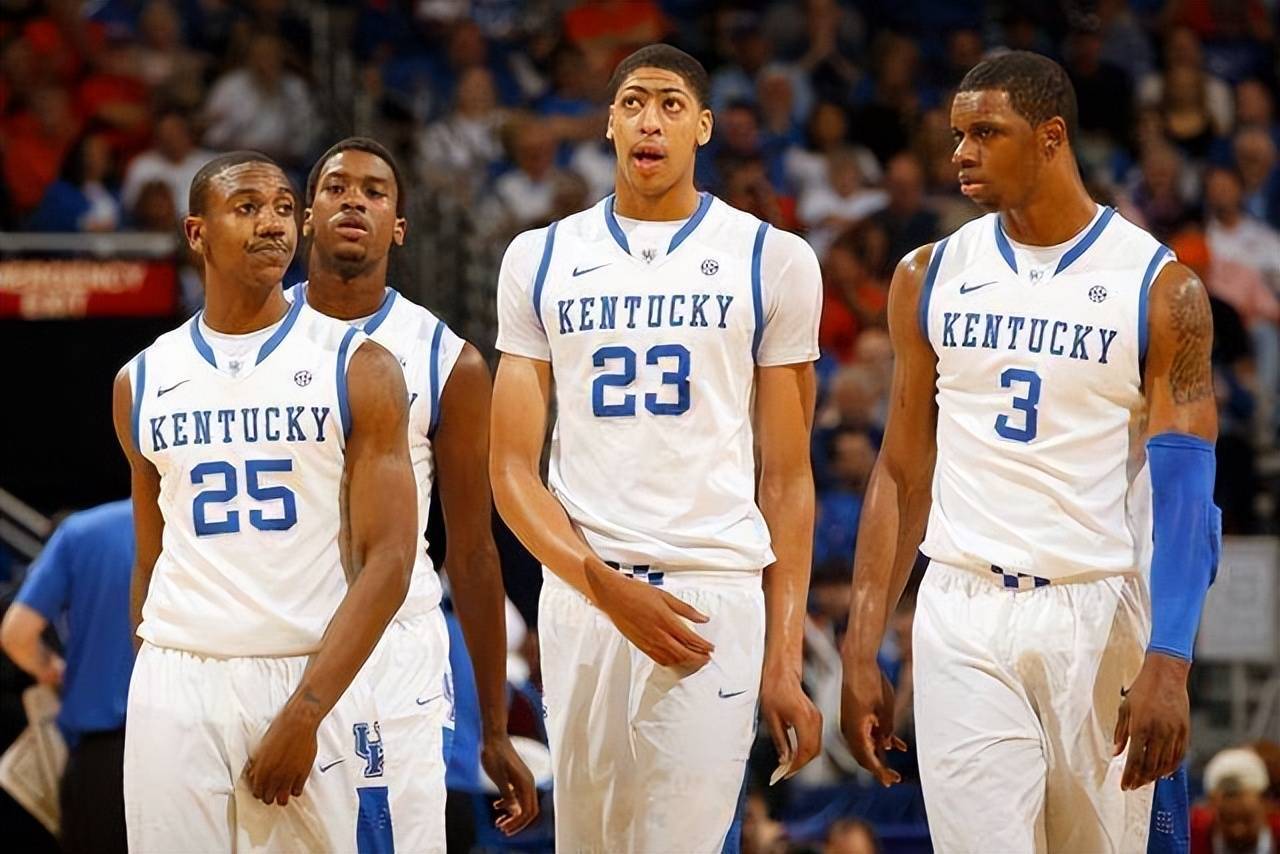 阿德巴约评肯塔基五虎:唐斯,布克上榜!戴维斯未进入前五_篮球_1_cba