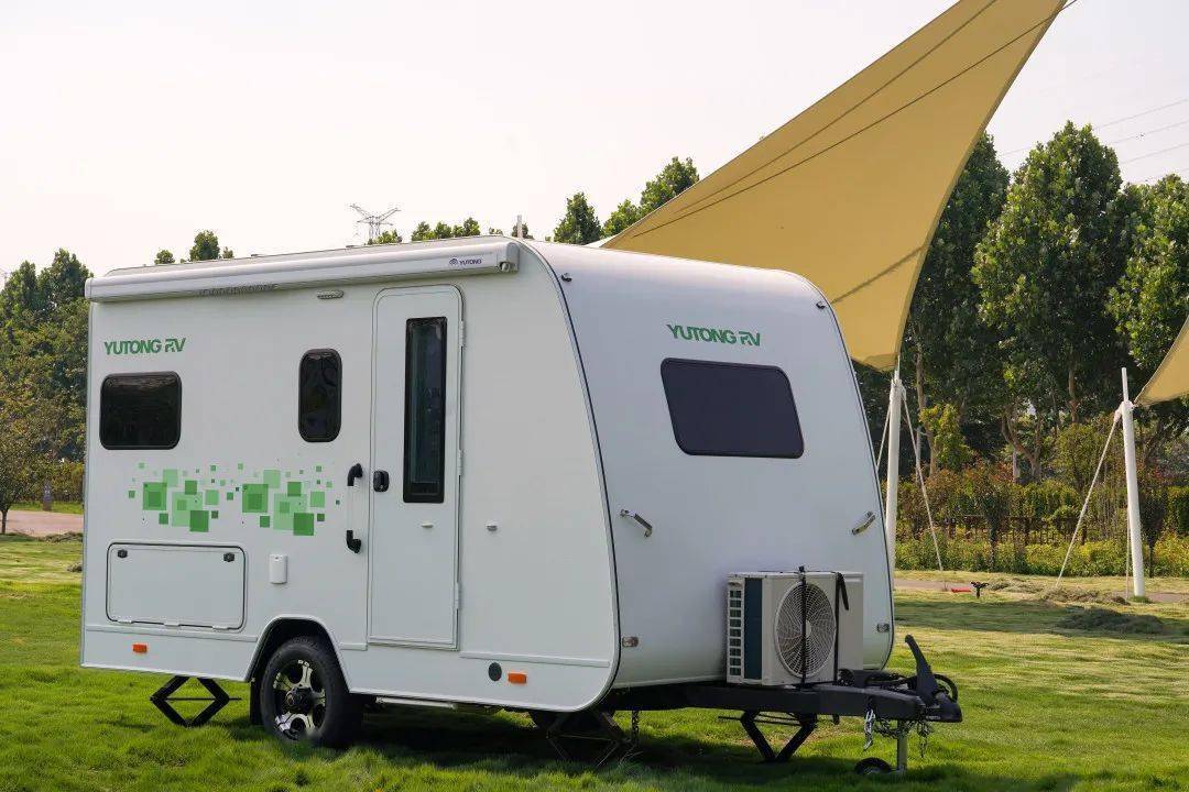 随心出发 自由而行 宇通t310公路版拖挂房车-后横床布局_搜狐汽车