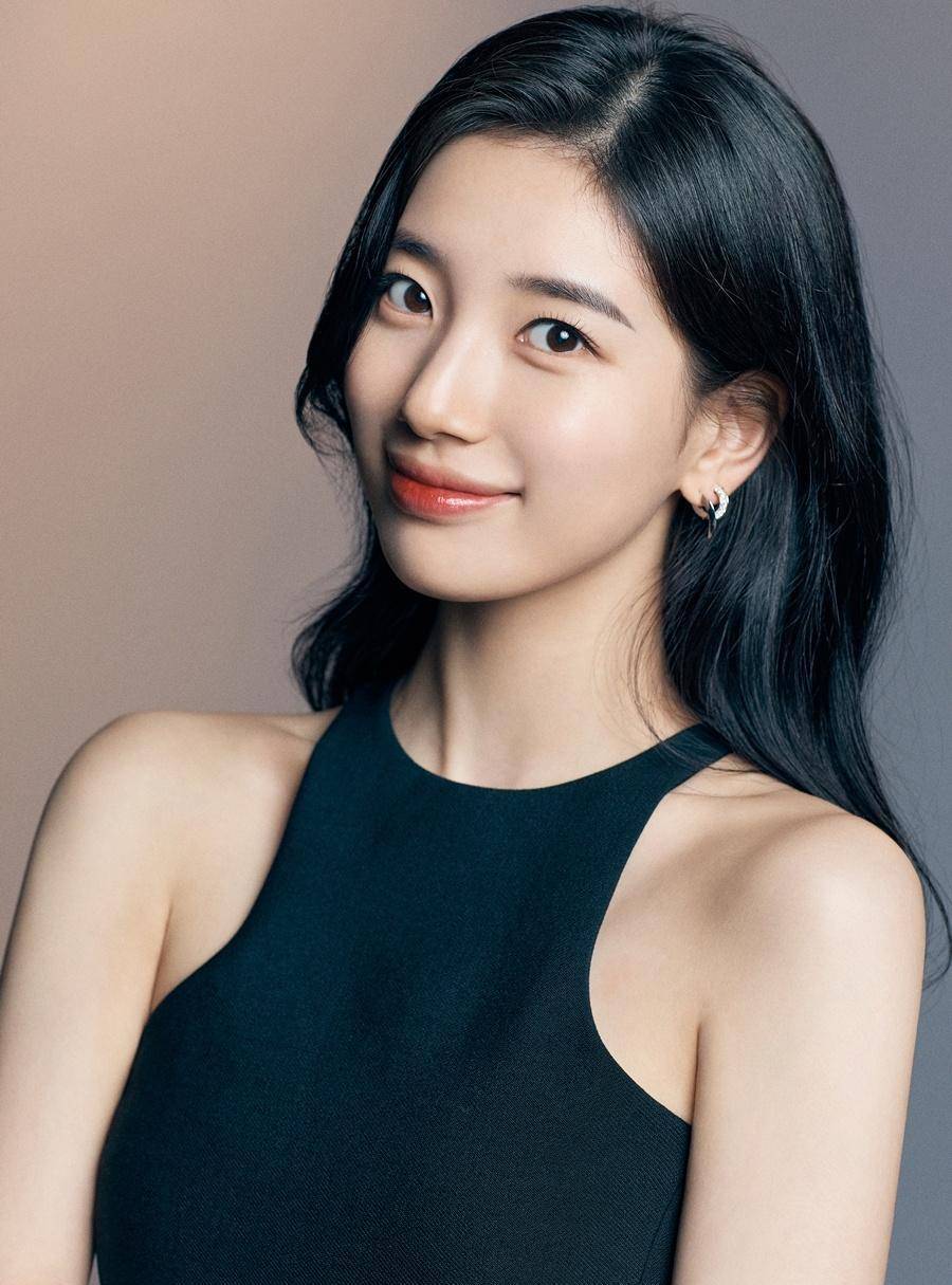 裴秀智公开近况,纯白肌肤大眼睛,秀出完美颜值_安娜_人生_作品