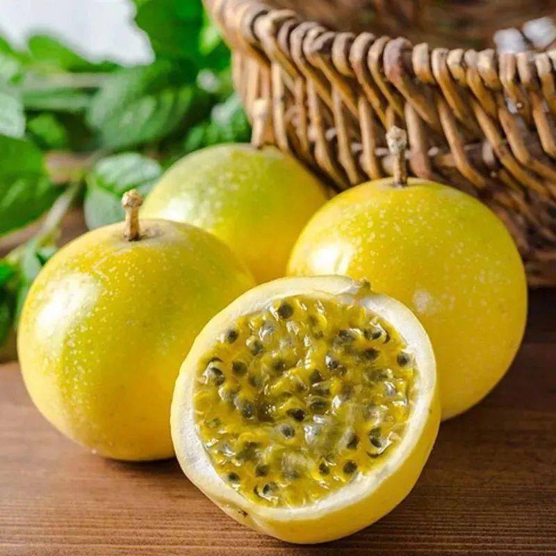 味道香甜嫩滑,甜蜜可口~其味道甜而不酸,并带着芳香黄金百香果与深