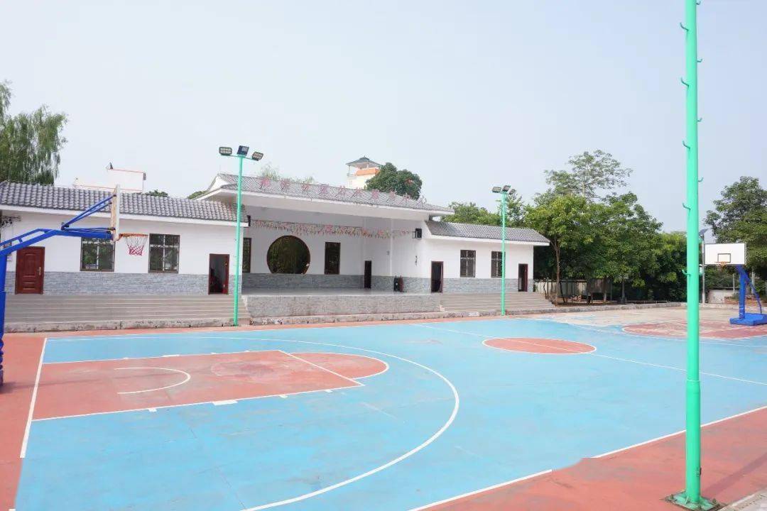 【文明村镇】邕宁区那楼镇小何坡:村规民约引领文明新风尚_村民_王媛