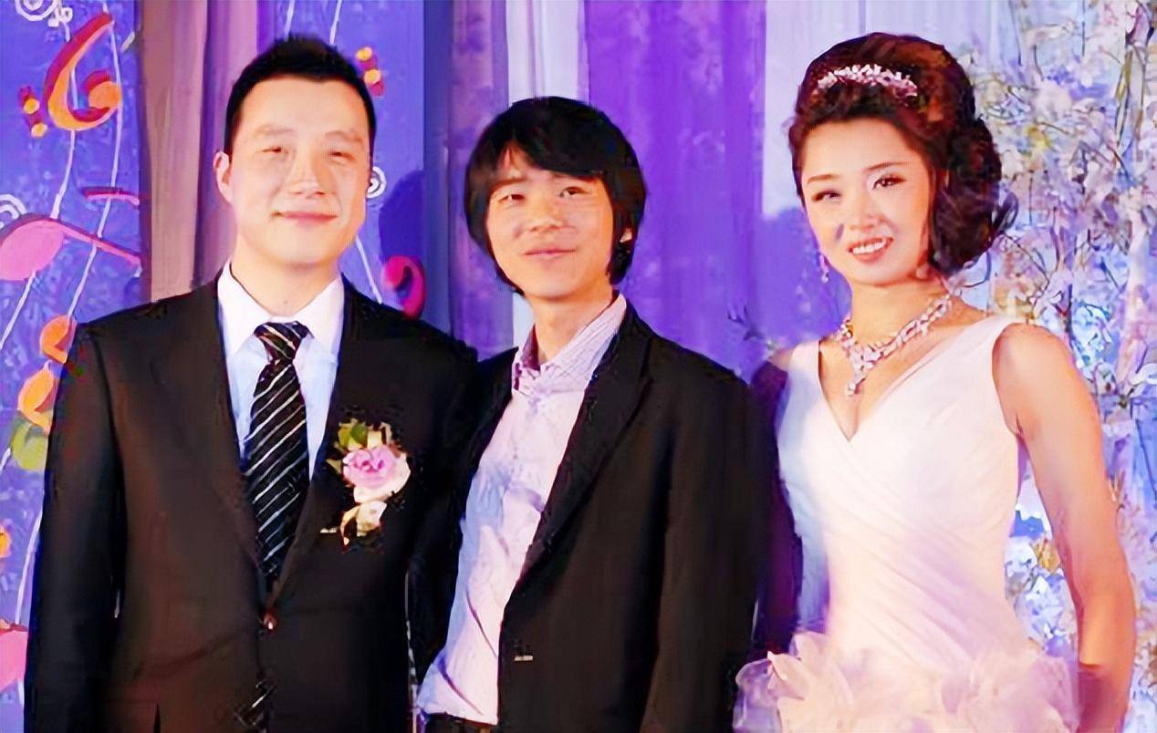 “围棋八冠王”古力:父亲早逝,他与奥运亚军妻子托起母亲的晚年_巨山_儿子_重庆
