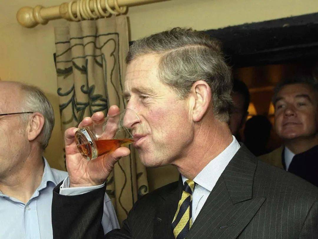 竟是这所私校塑造了英国国王查理三世……_戈登斯顿_查尔斯_王子