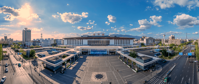 铁路金华站时代的脚步不断向前,如同奔驰在铁轨上的列车,时速不断提高