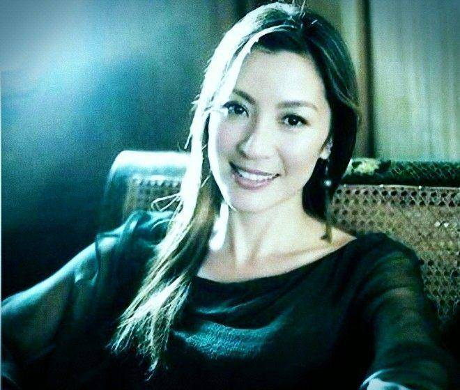 但是,狄威并没有像邹兆龙收获更多的人气,后来他转型幕后做起监制和