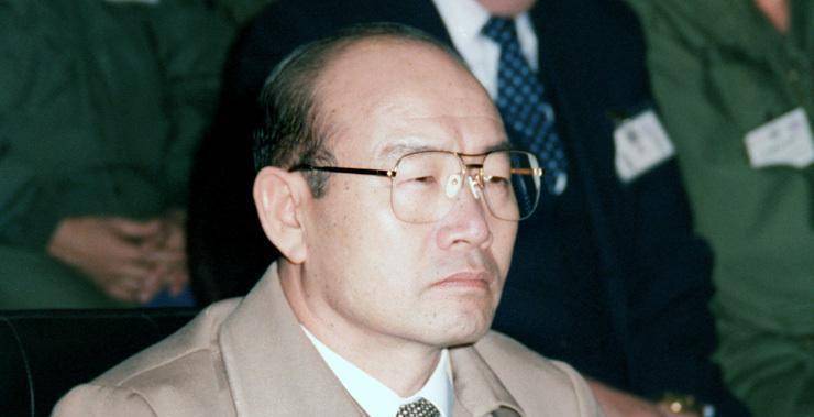 韩国历任总统下场都不妙 唯有一人保持善始善终_李明博_朴正熙_朴槿惠