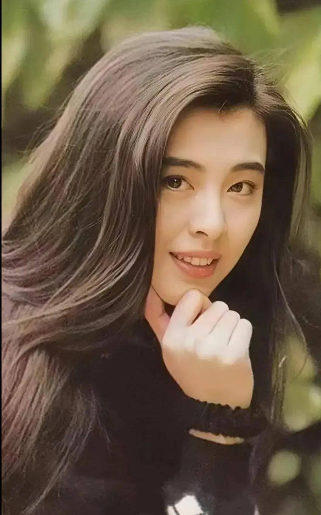 1992年随爷爷回老家安徽舒城,捐资修的马路,没想到王祖贤的老家还跟我
