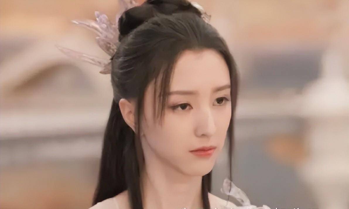 《苍兰诀》丹音长恒:深情将自己束缚,化茧成蝶_常衡_兰花_常恒