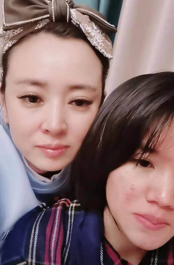 李勒优自曝体重,身材瘦弱引担忧,晋妈透露对她未来规划_妈妈_生活