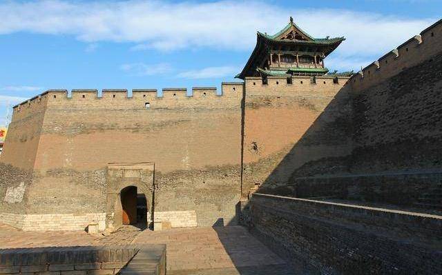 汉民族地区现存最完整的古城，中国四大古城之一，距今2700多年历史