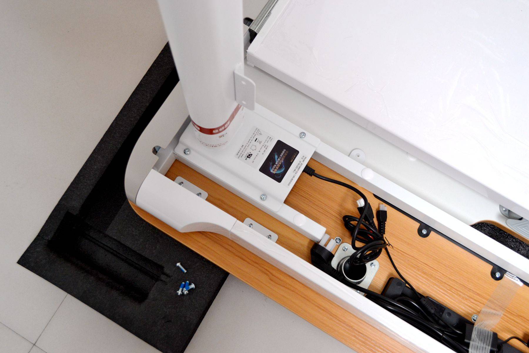 想做到极致简约,升降桌必须要有_乐歌_孩子_书桌