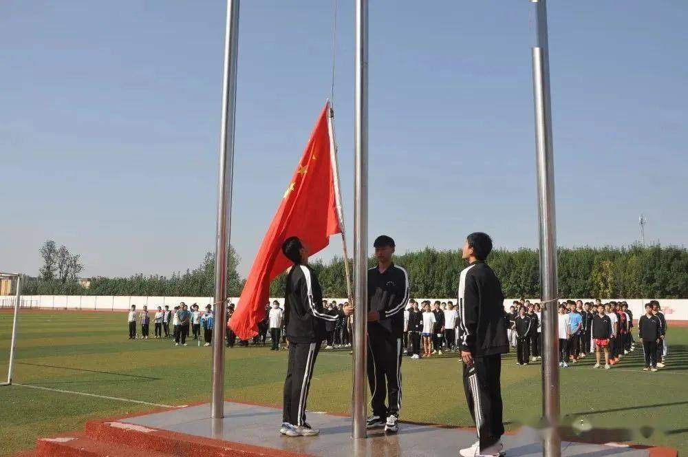 邹平县长山中学图片