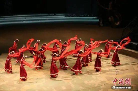 【十年中国风】“舞”动异域，天涯相约民族风