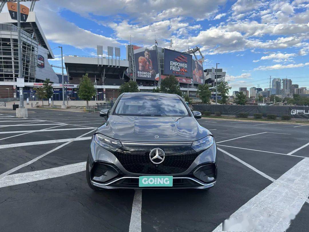 海外抢先试驾奔驰eva纯电平台首款suv——eqs suv