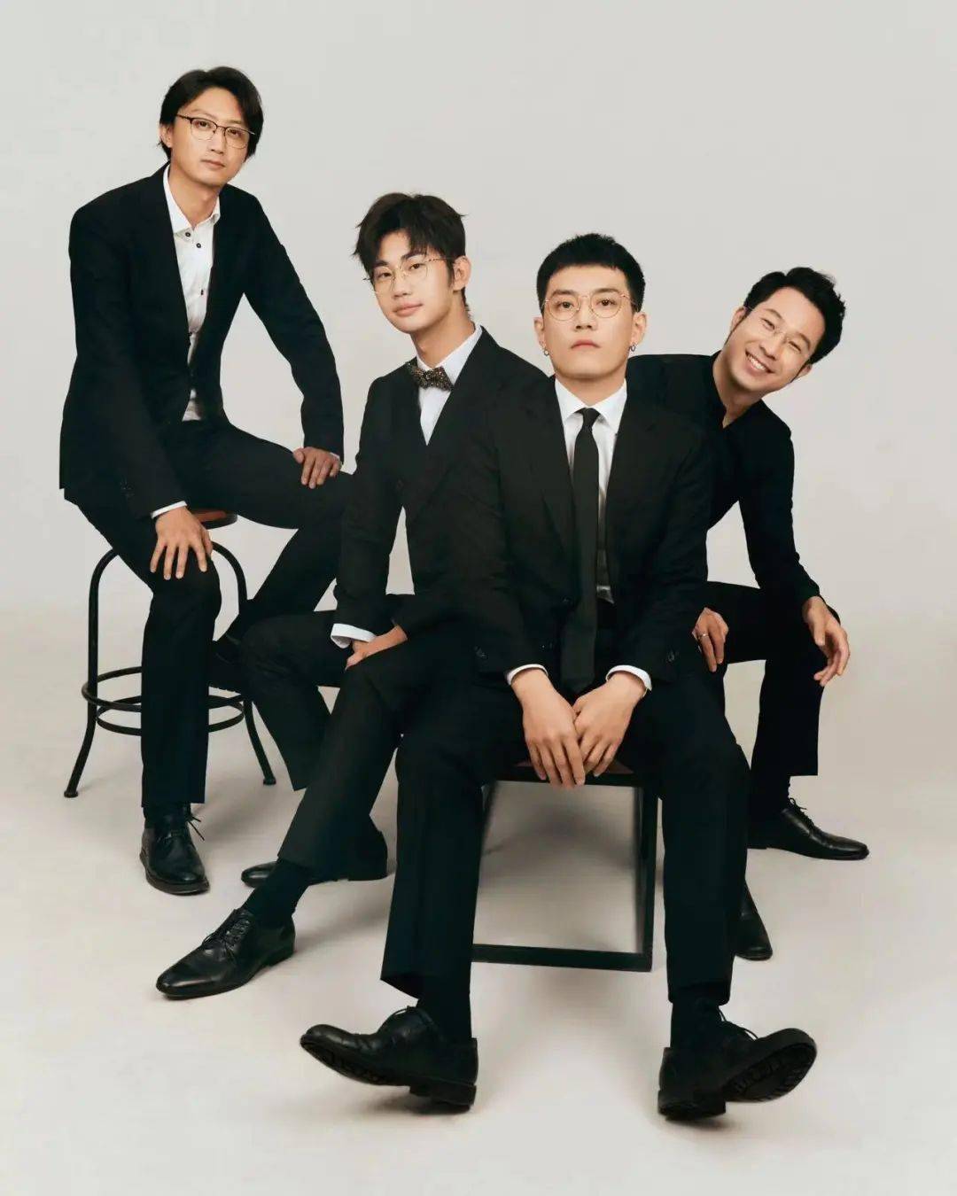 明日上演|我们真的是正经乐队:做这"性价比"低的事儿,我乐意!