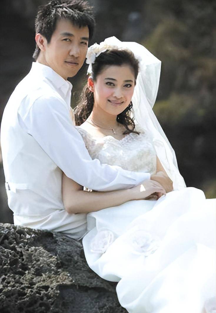 李呈媛:恋过钱枫,嫁梅婷前夫获幸福,却被精神障碍打破_广告_刘诗诗