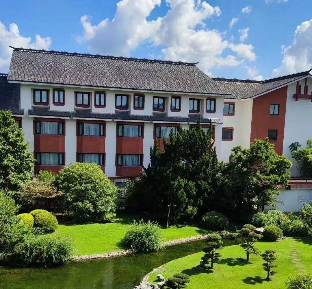 这座隐秘在上海市中心的"花园酒店",美景美食大气高雅_虹桥_设施_餐厅