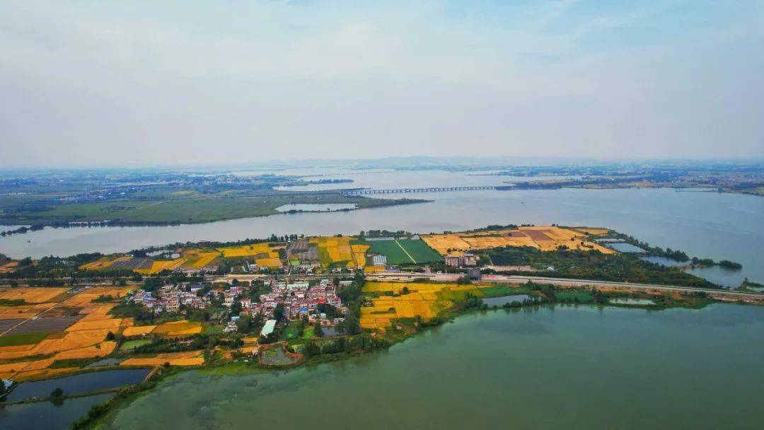 2022年9月25日拍摄于大通区"天目湖",高塘湖作者:陈波6拍摄于安丰塘畔