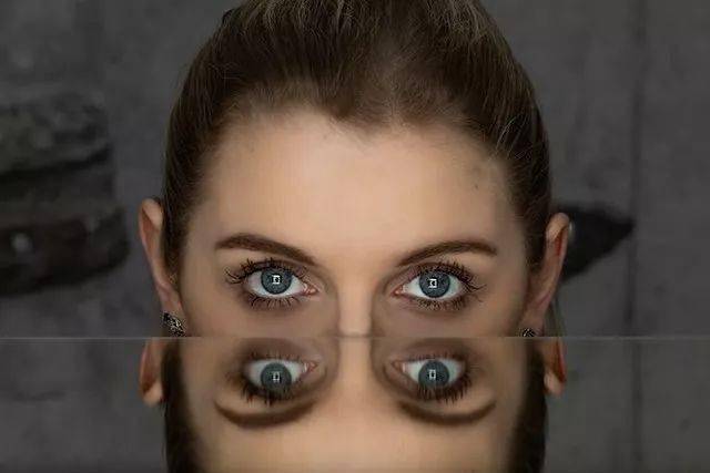 摄影师都喜欢镜子——玩出6种创意_碎片_效果_玩法