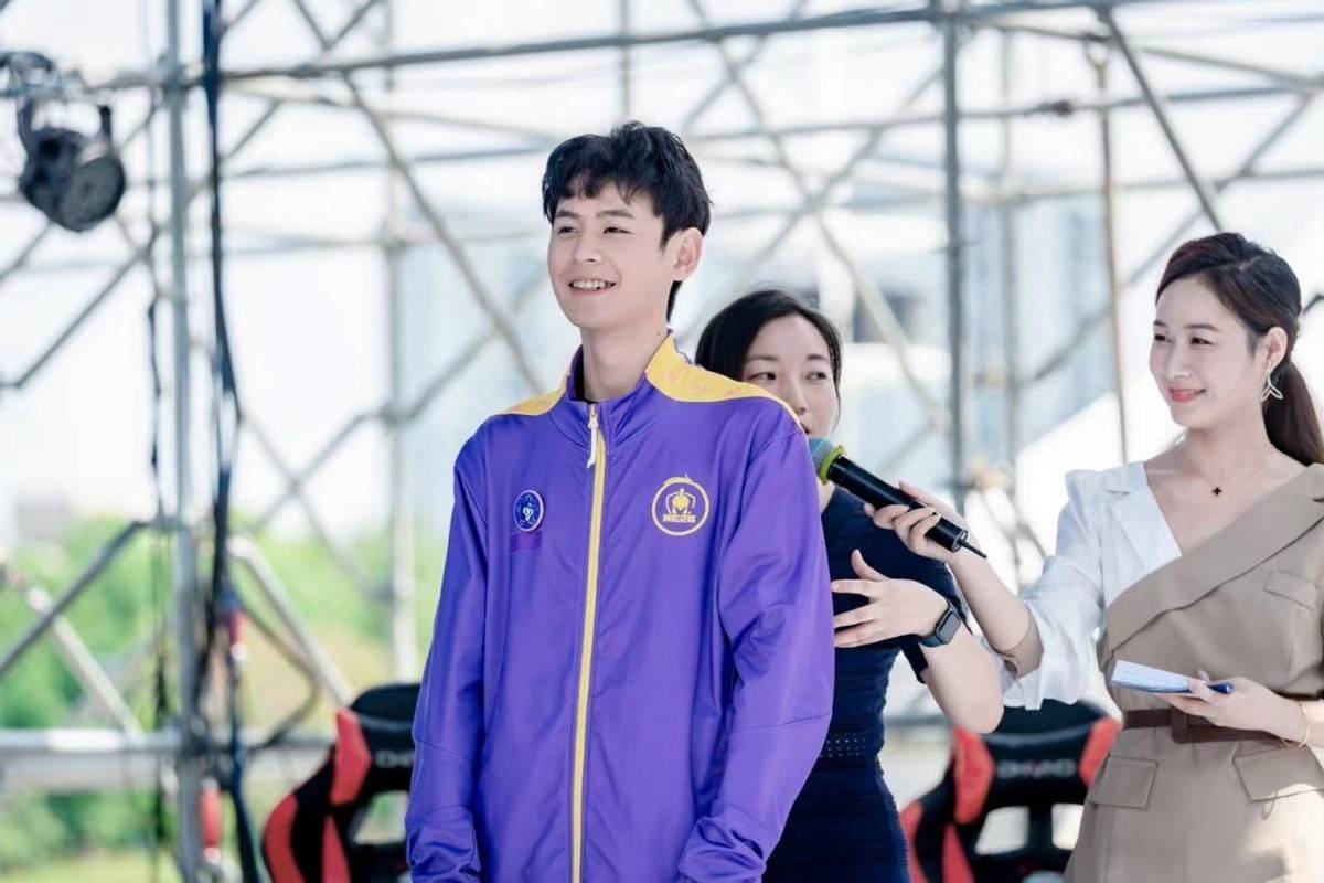 hero能否培养出第二个清融?久哲要找新中单,紫幻不是最大问题?