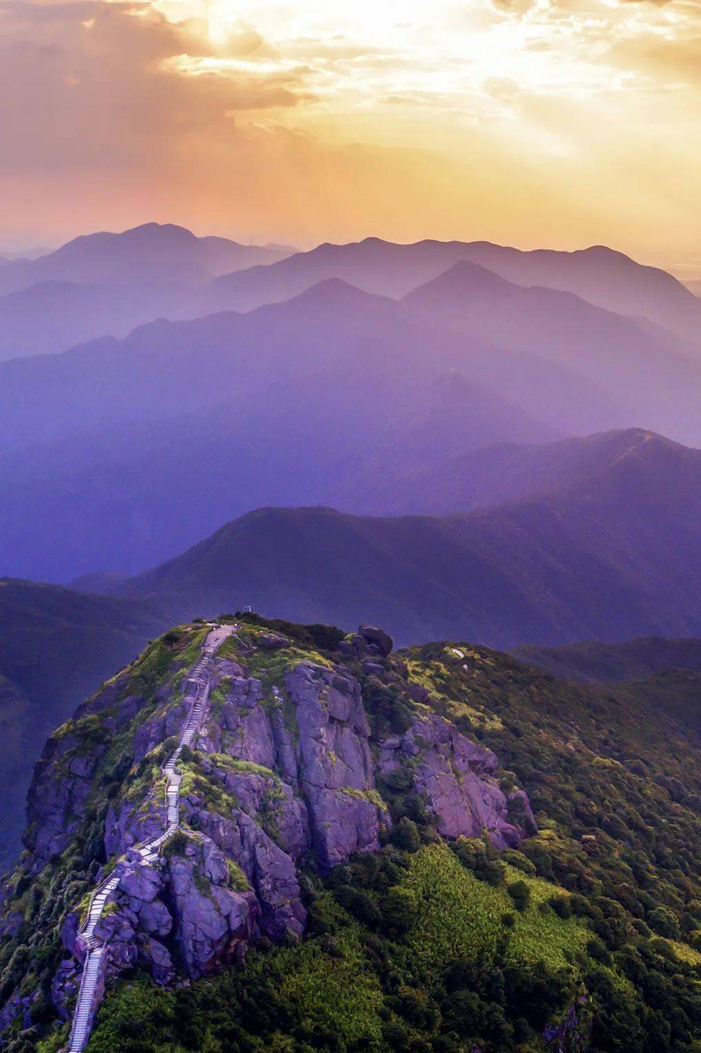 东莞秋日爬山好去处→_登山_长安镇_莲花山