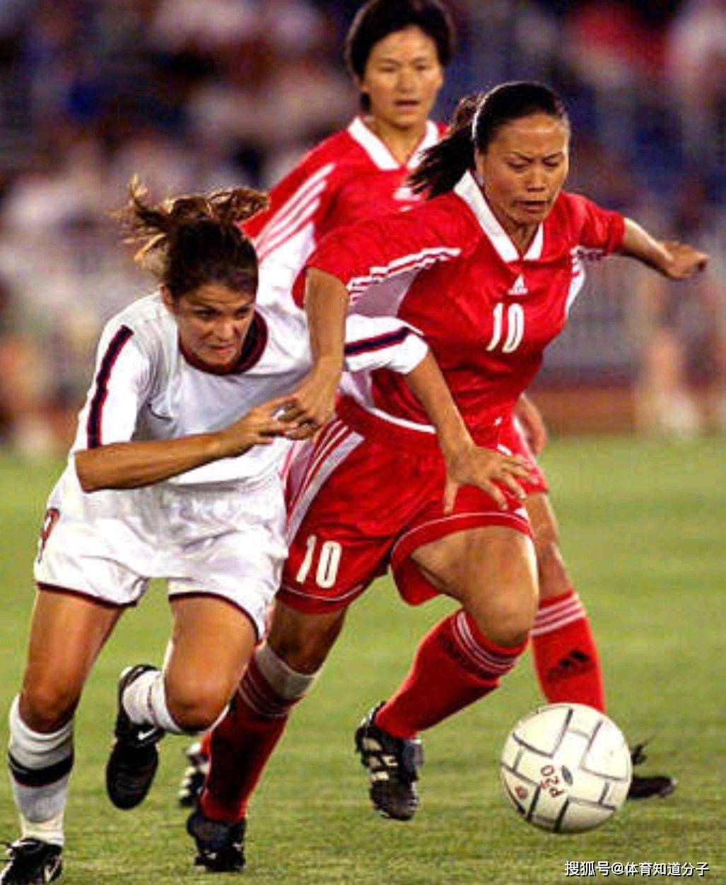 女足齐达内征服世界,37岁高龄生子迎幸福_刘爱玲_中国女足_决赛