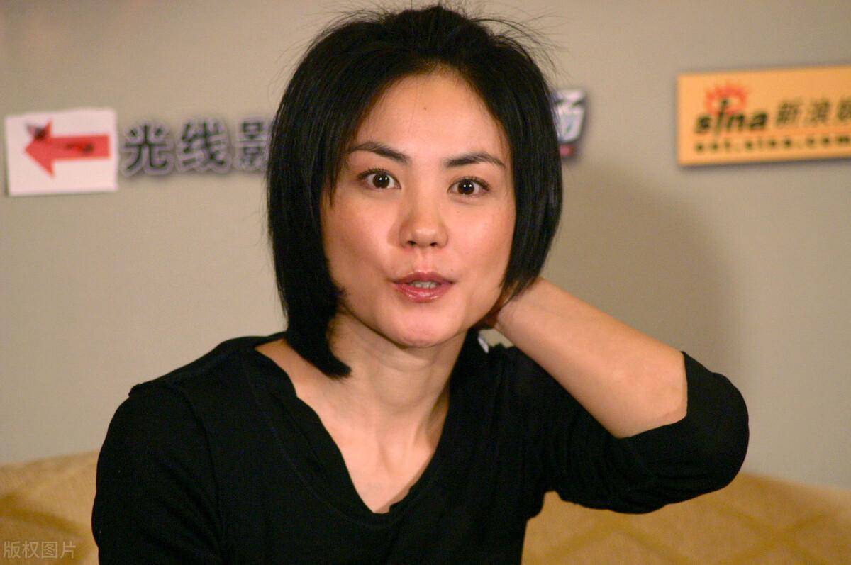 霍汶希,1972年7月17日出生于中国香港,她曾被称为翻版王菲,很想知道