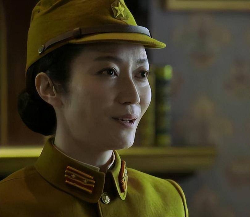 绿得人心发慌,在徐昂与陈小艺的绯闻被曝光后,松峰莉璃并未出面做过