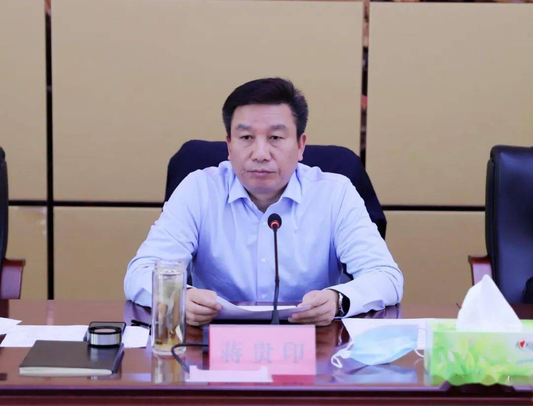 县政府副县长杨彦博通报了交通卡口管理情况;县委常委,县纪委书记,监