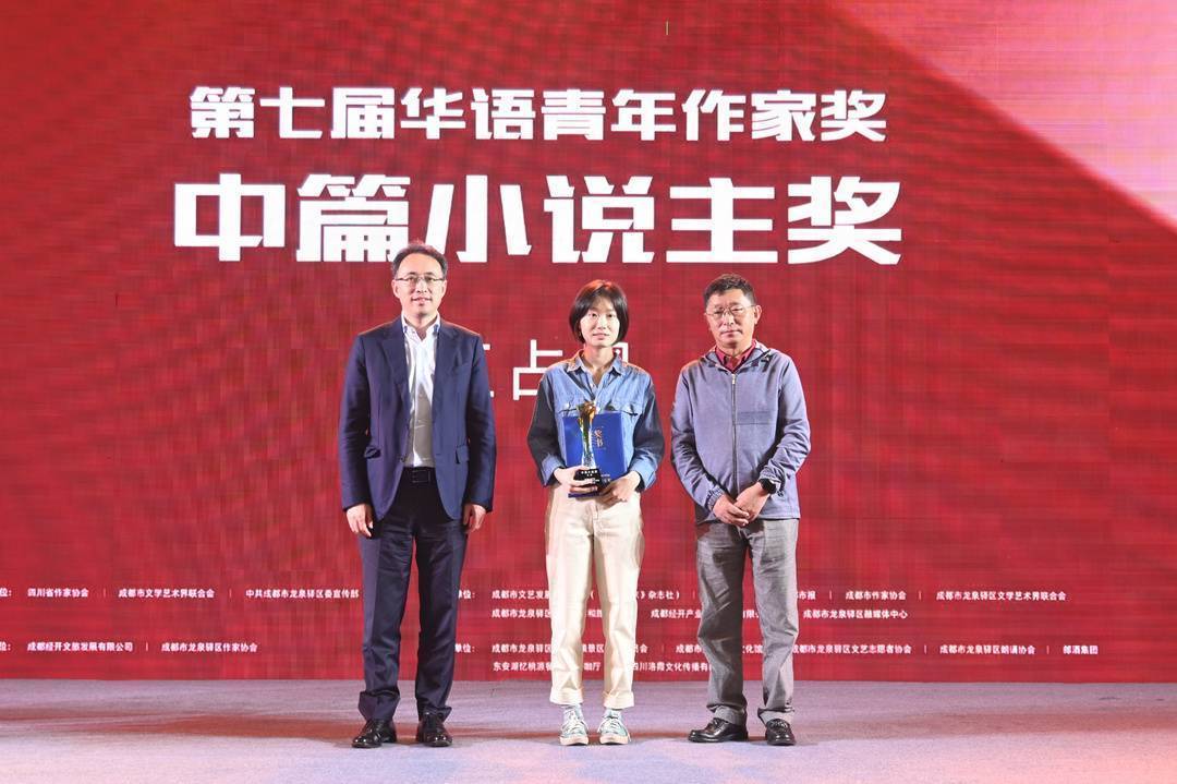 90��Ů������ռ�ڻ���ƪС˵�����������ߵĿ϶������� ...