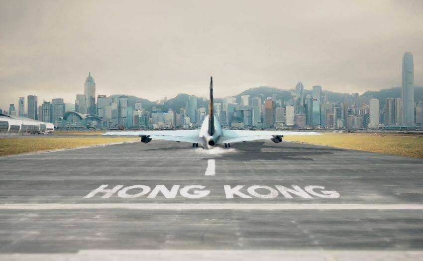 香港赠送全球游客和香港居民50万张免费机票；国泰航空拟招聘2000名空乘、700名飞行员