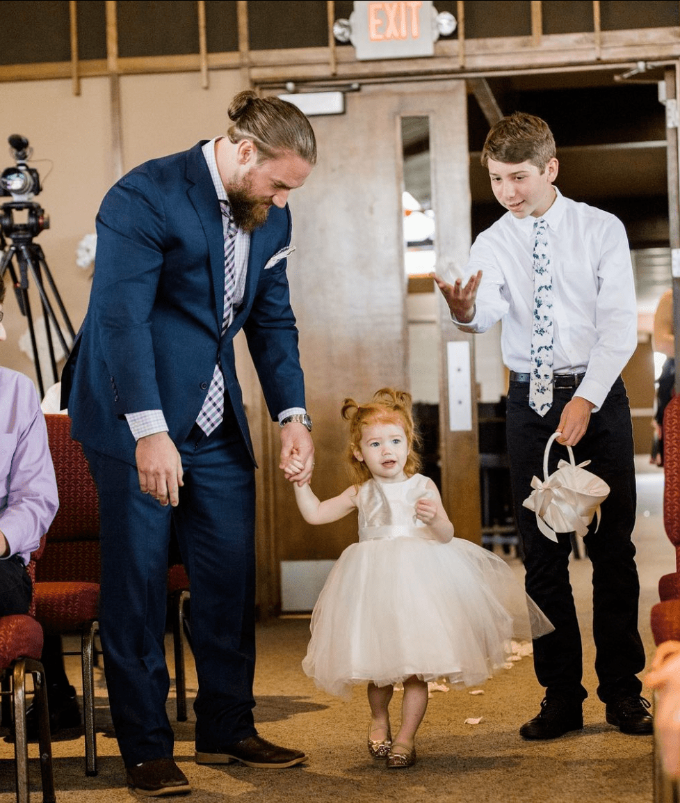 突然去世!才30岁!_sara_比赛_女孩