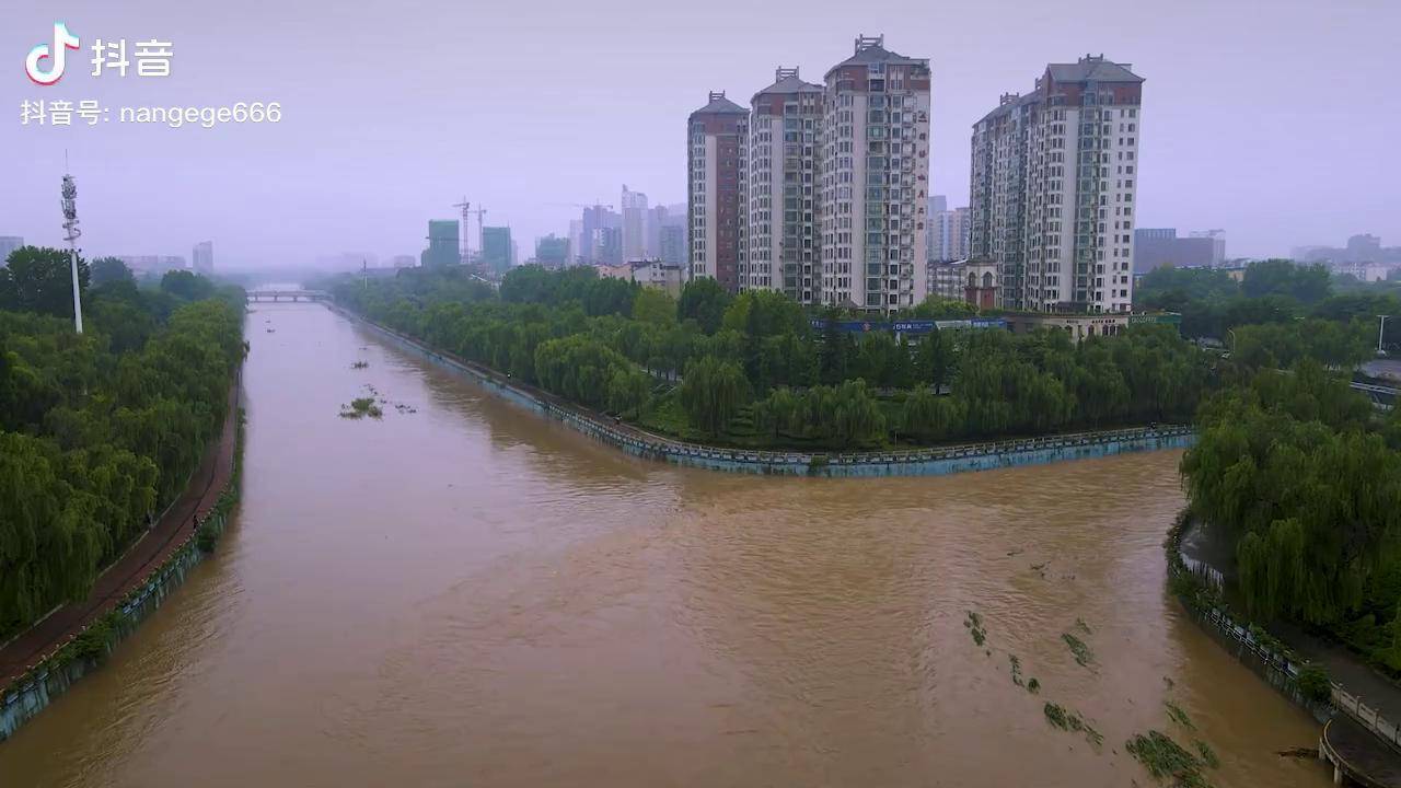 平安济源暴雨来袭_济源_护城河_平安