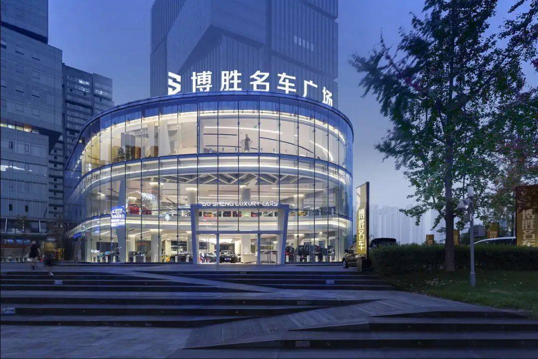 【新作首发】与光同尘 | 4800㎡重庆博胜名车广场