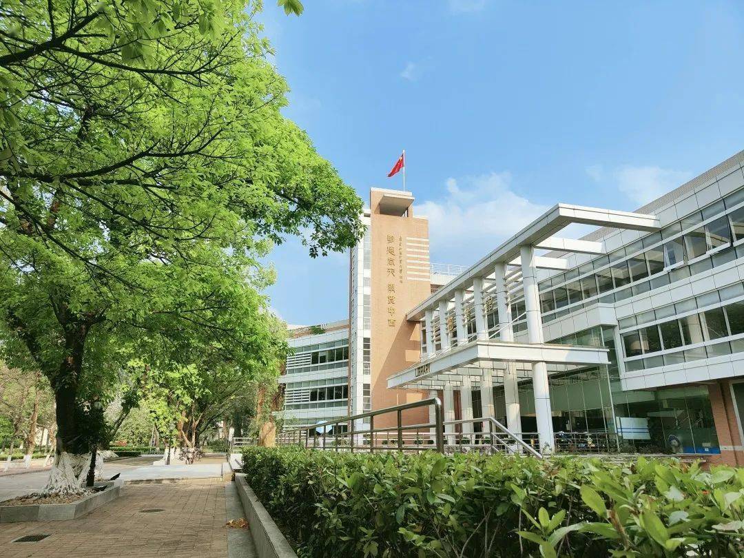 广外_白云_建筑