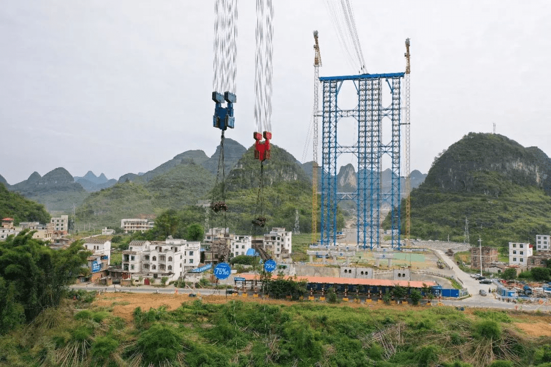 广西武忻高速新圩红水河特大桥缆索吊装系统试吊成功_工作_检查_情况