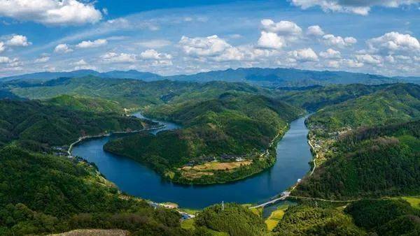一江巫水向北流 ——航拍巫水河怀化段_沅水_洪江区_河流