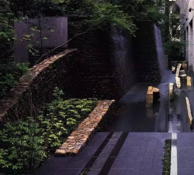 日本庭院枯山水的世界，国宝级枯山水设计师，竟是一位寺庙住持？！_庭园_野俊_瀑布