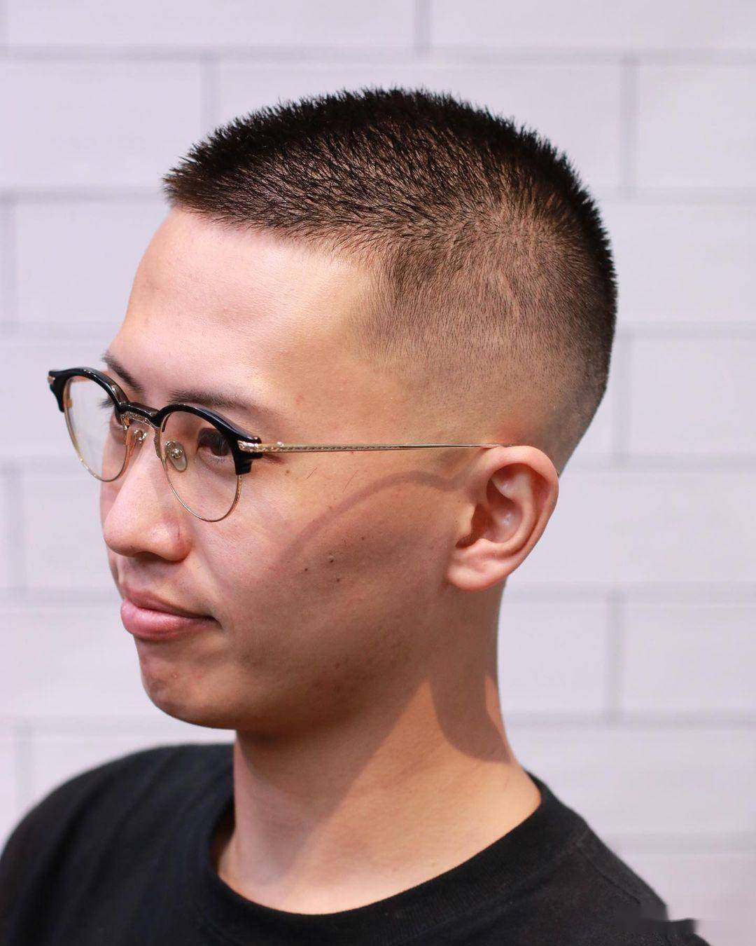 新款男士发型16款时尚有型真帅气越剪越精神